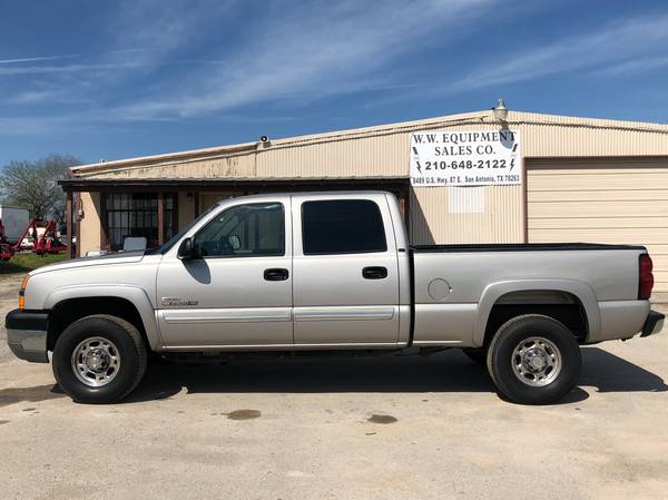2004 3/4 ton Chevy Duramax 6.6 2wd LT clean as a pin $16,450