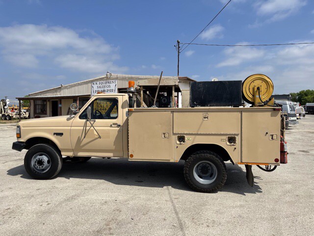 1995 FORD F450 SERVICE TRUCK