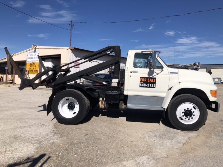 1996 Ford F800 UNDER CDL Container Delivery Truck For Sale $16,850