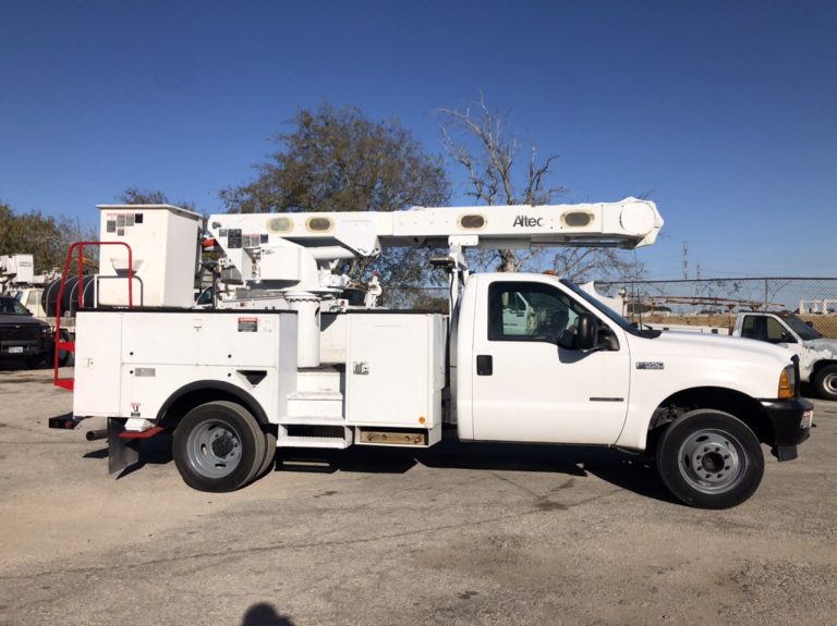 2001 FORD F550 ALTEC BUCKET TRUCK 7.3L POWERSTROKE LOW LOW 64K MILES 41’ WORKING $28,999