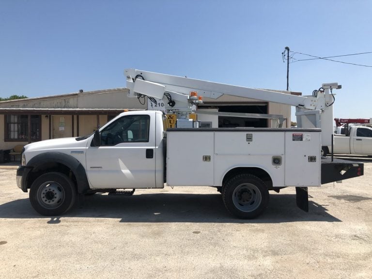 2006 FORD F450 35’ ALTEC TELESCOPIC BOOM DIESEL $15,500