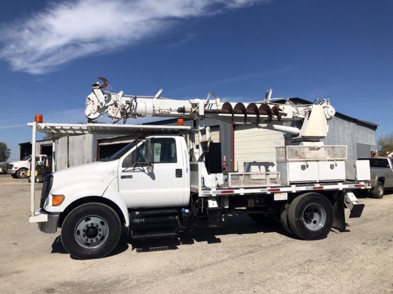 2011 Ford F750 Pitman Digger Derrick 50’ Polecat Cummins LOW 23k miles $38,500
