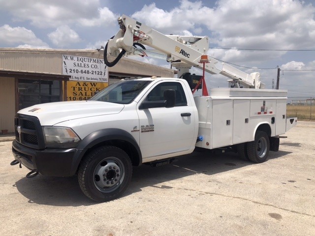 2013 DODGE 4X4 5500 42’ ALTEC BUCKET TRUCK DOUBLE KNUCKLE $34,500